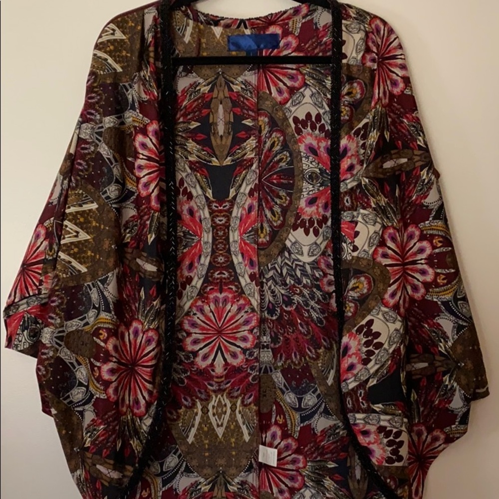 Beaded trim printed kimono